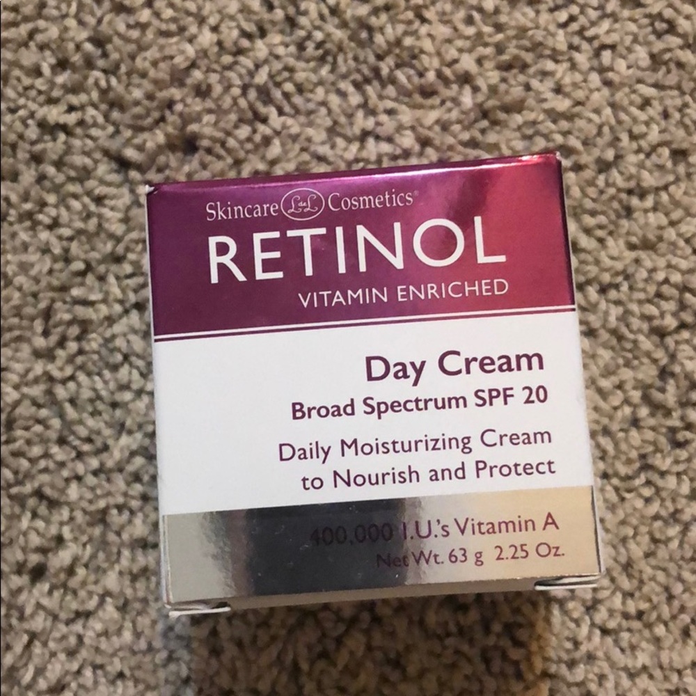 Skincare Cosmetics Retinol Day Cream NEW